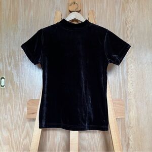 Best United Garment black velvet turtleneck top!